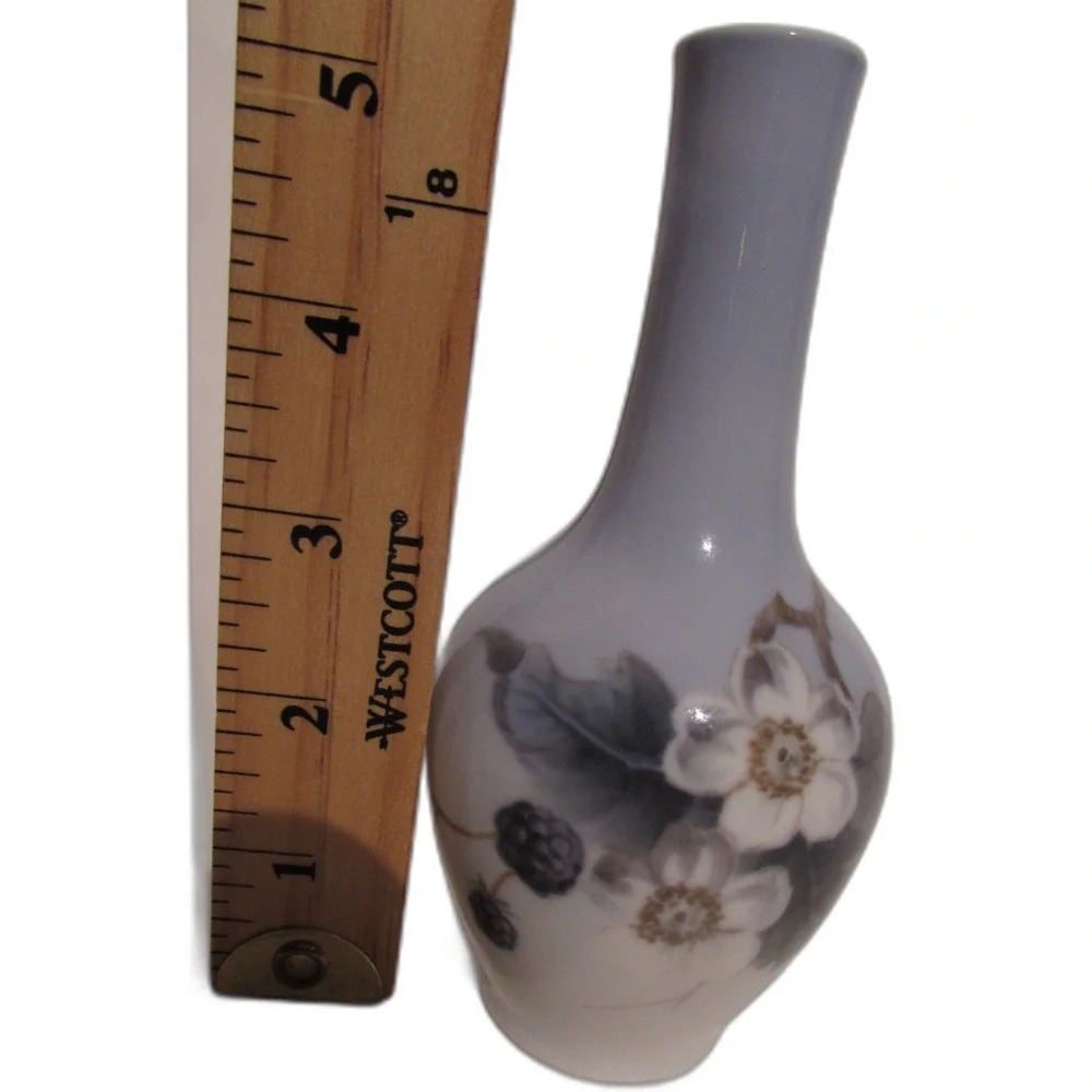 Vintage Royal Copenhagen Denmark flower bud vase Blue blackberries floral branch